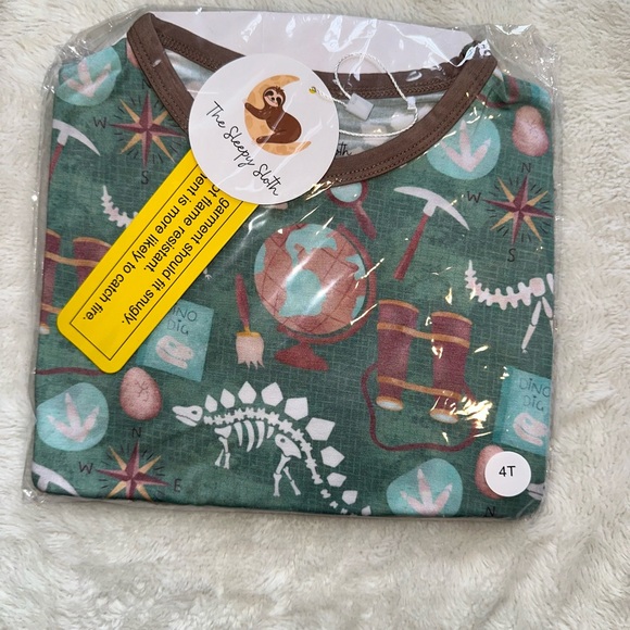NIB Sleepy Sloth Bamboo Set - Picture 2 of 2